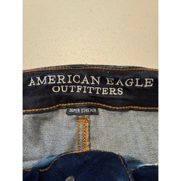 American Eagle Super Stretch Hi-Rise Shortie Women's Size 12 Cutoff Shorts - Picture 6 of 7